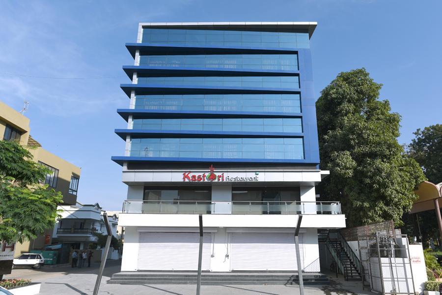 Ānand Hotel Sach Regency מראה חיצוני תמונה